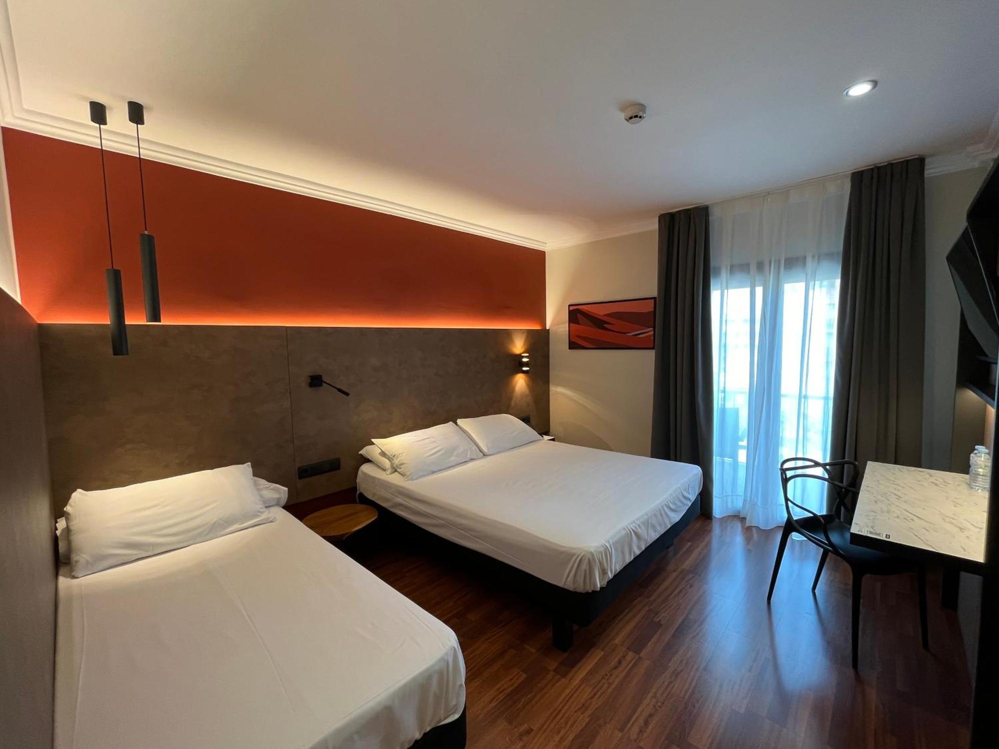 Ibis Styles Figueres Ronda 호텔 외부 사진